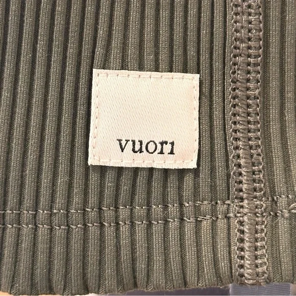 Vuori All The Feels Ribbed Strappy Tank Top Green Cropped Athleisure Yoga XL - Picture 7 of 11